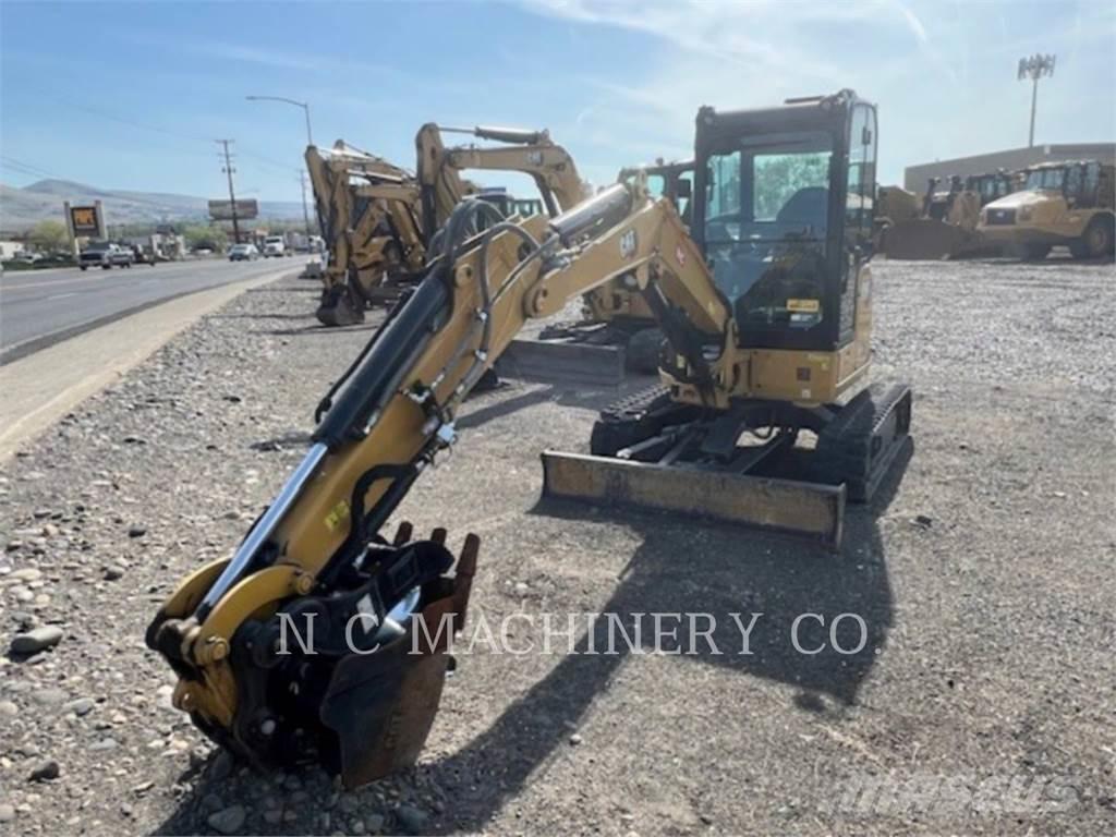 CAT 303.5 CRCB Roomikekskavaatorid