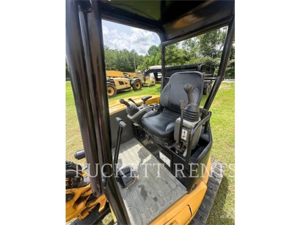 CAT 303.5E2CR Roomikekskavaatorid