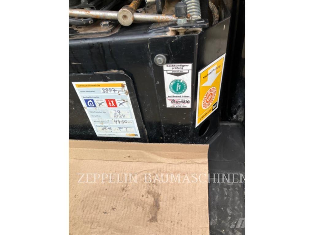 CAT 303.5ECR Roomikekskavaatorid