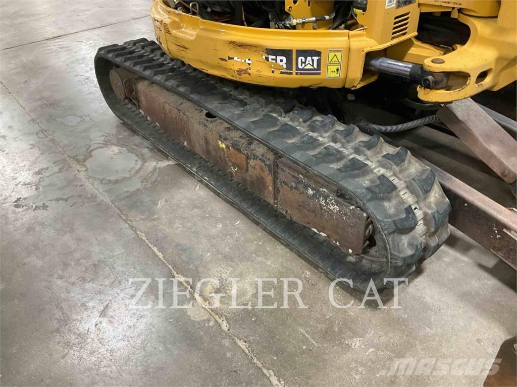 CAT 303C Roomikekskavaatorid