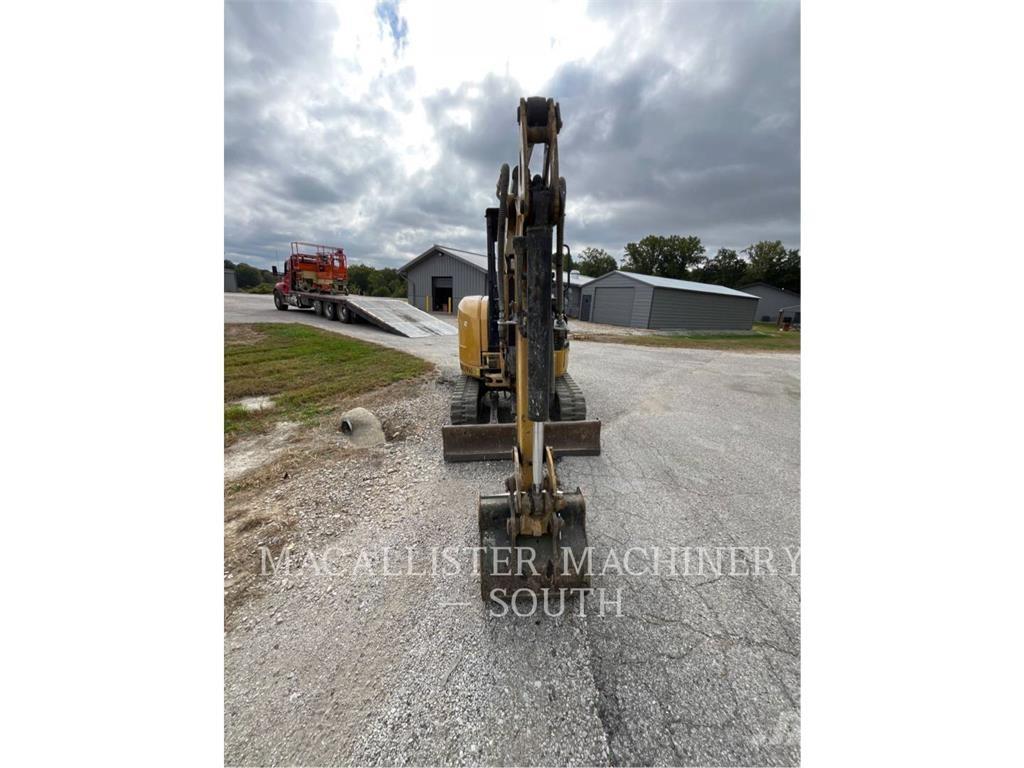 CAT 303ECR Roomikekskavaatorid