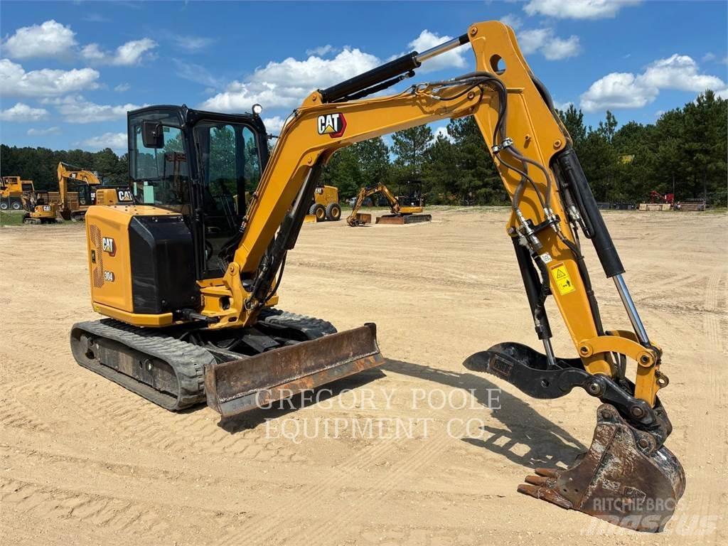 CAT 304-07 Roomikekskavaatorid
