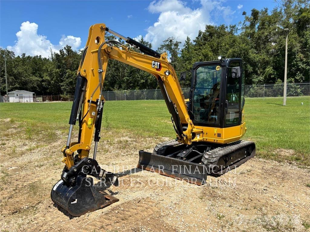 CAT 304-07 Roomikekskavaatorid