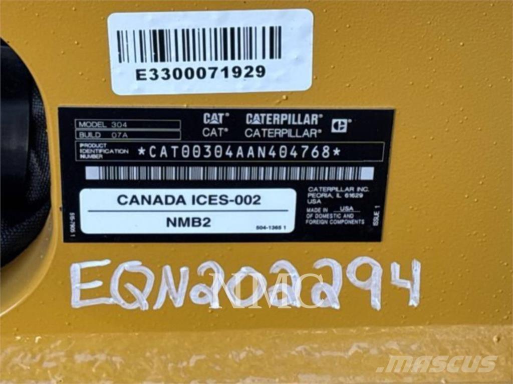 CAT 304-07 Roomikekskavaatorid
