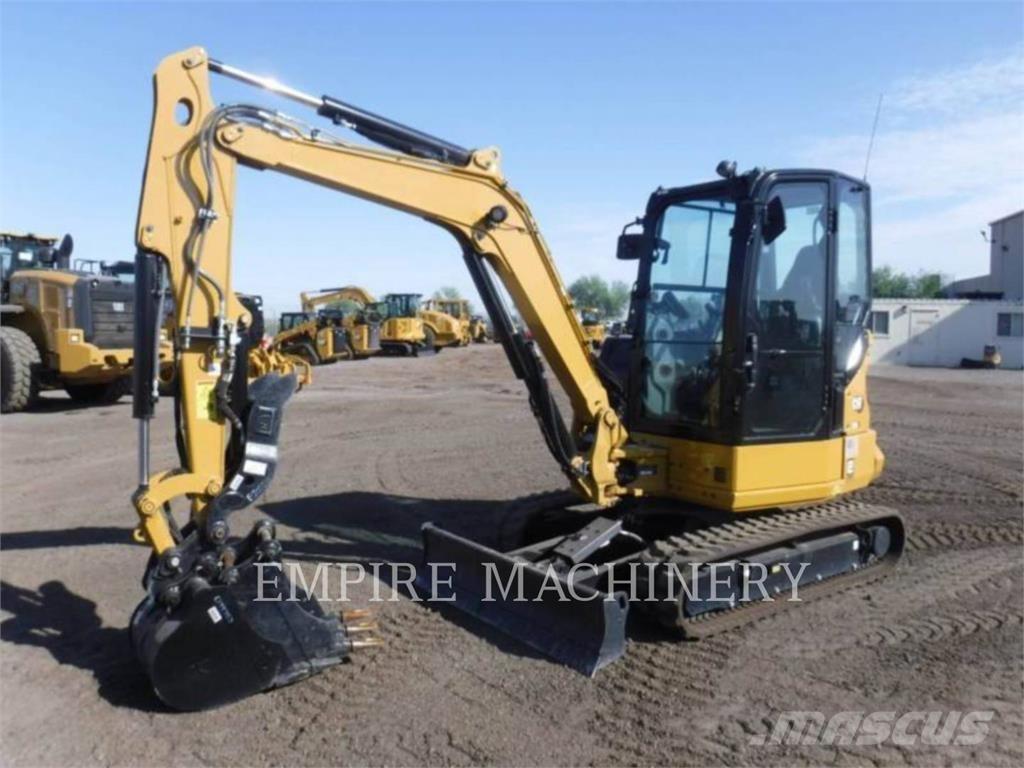 CAT 304-07 CAH Roomikekskavaatorid