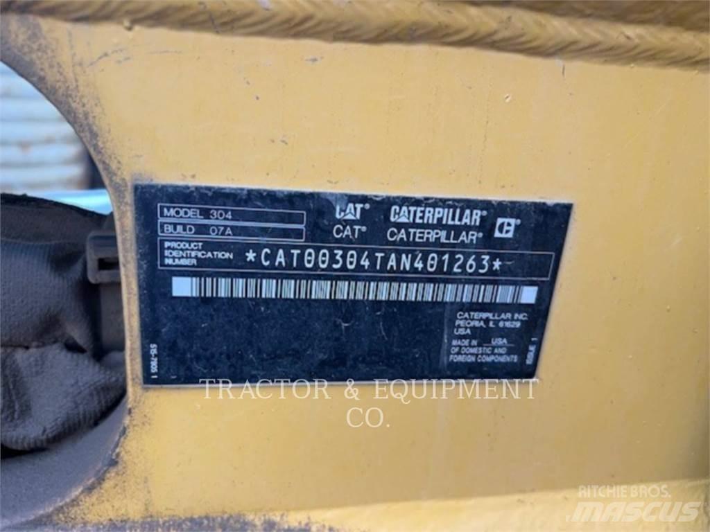 CAT 304 CRCB Roomikekskavaatorid