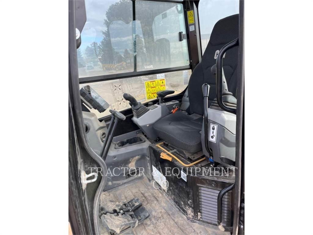 CAT 304 CRCB Roomikekskavaatorid