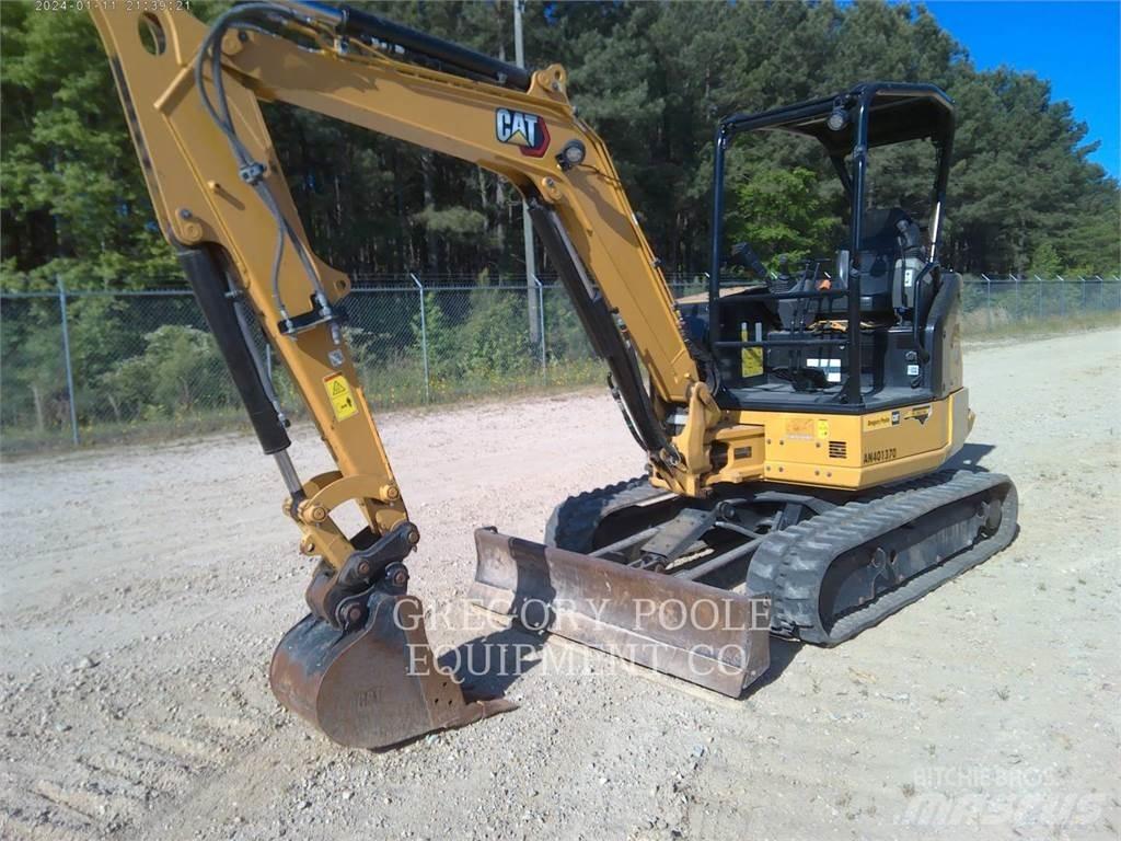 CAT 30407 Roomikekskavaatorid