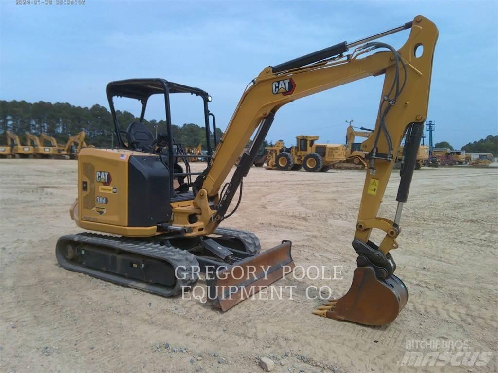 CAT 30407 Roomikekskavaatorid