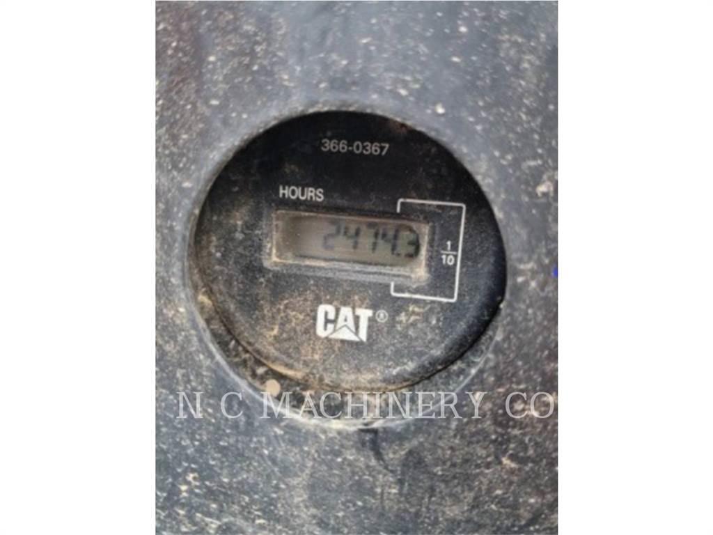CAT 304E2 CRCB Roomikekskavaatorid
