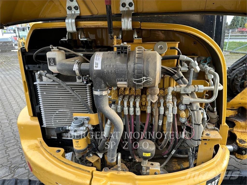 CAT 304E2CR Roomikekskavaatorid