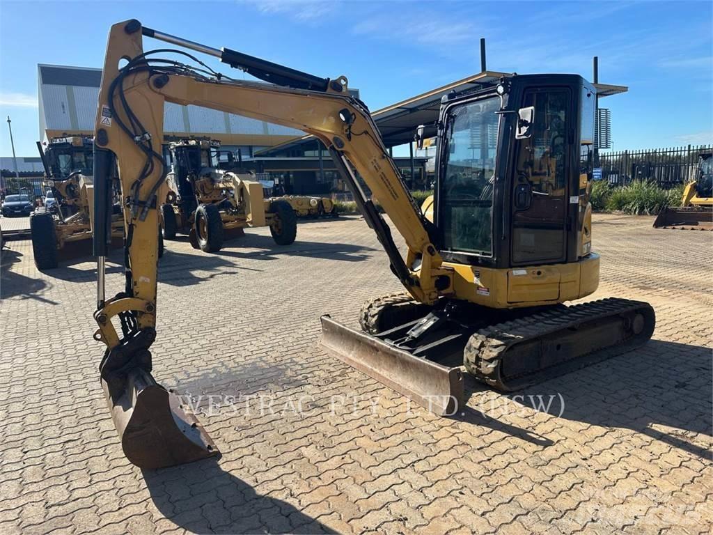 CAT 304E2CR Roomikekskavaatorid