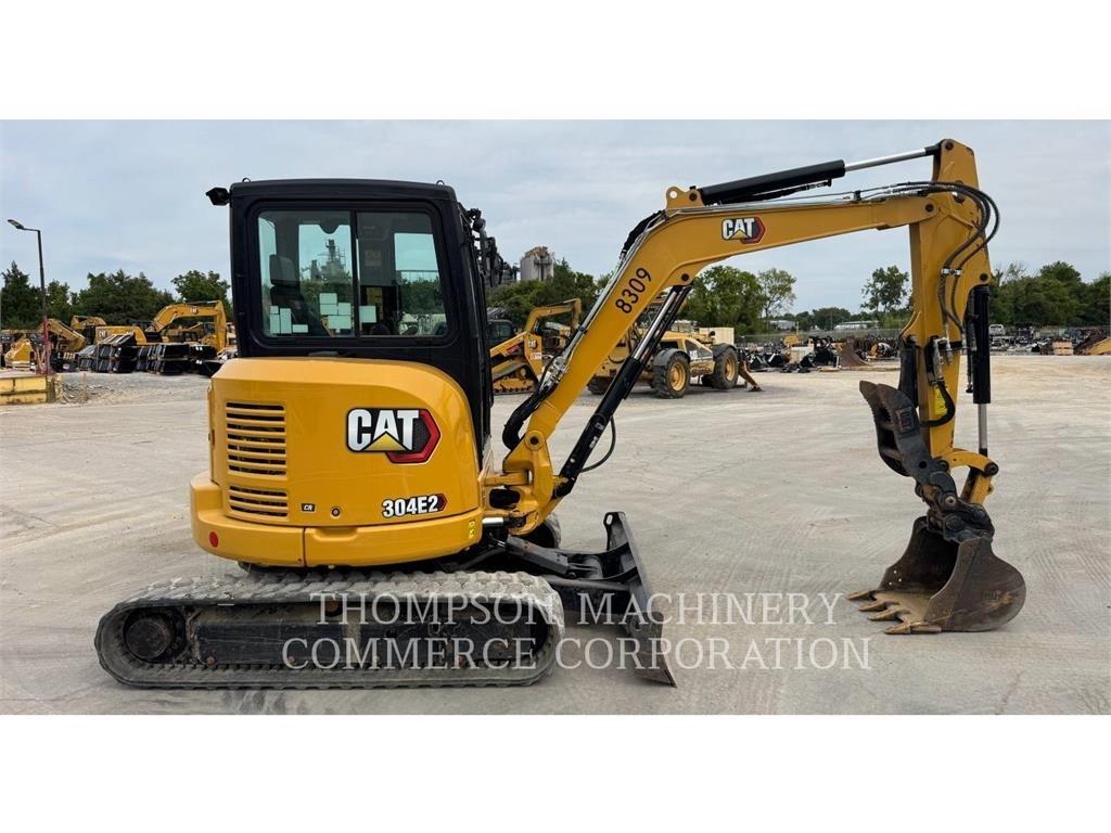 CAT 304E2CR Roomikekskavaatorid