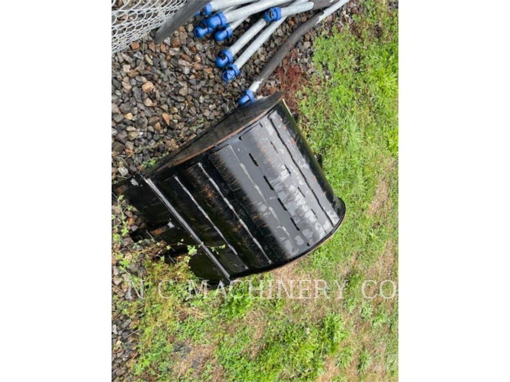 CAT 305 Roomikekskavaatorid