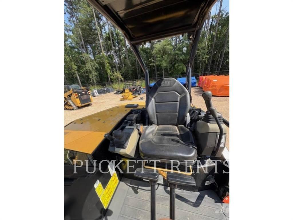 CAT 305-07CR Roomikekskavaatorid