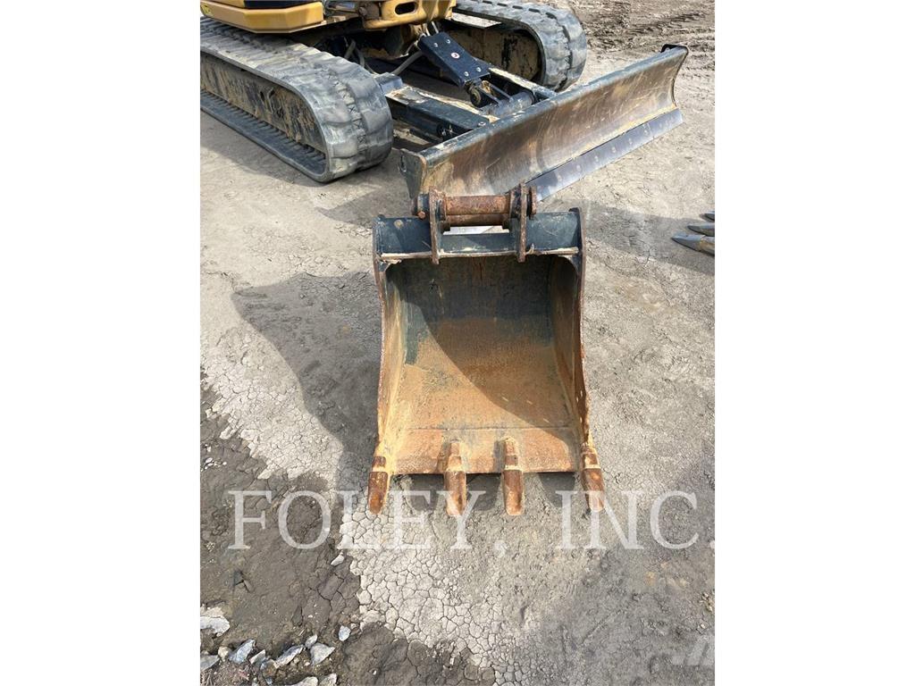 CAT 305-07CR Roomikekskavaatorid