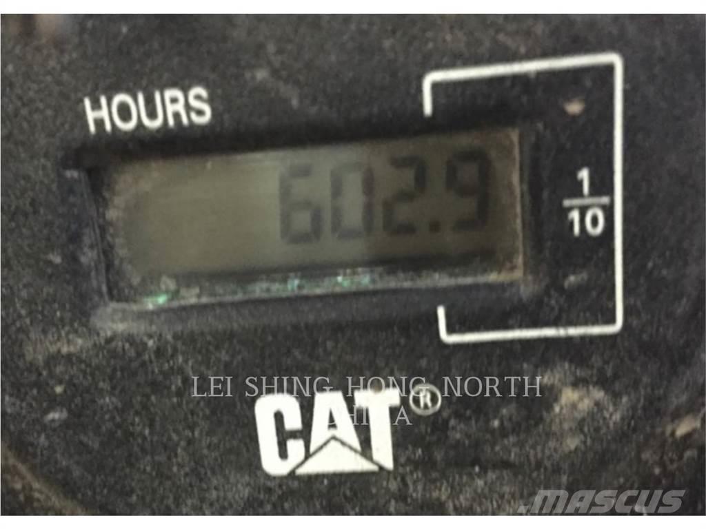 CAT 305.5E2 Roomikekskavaatorid