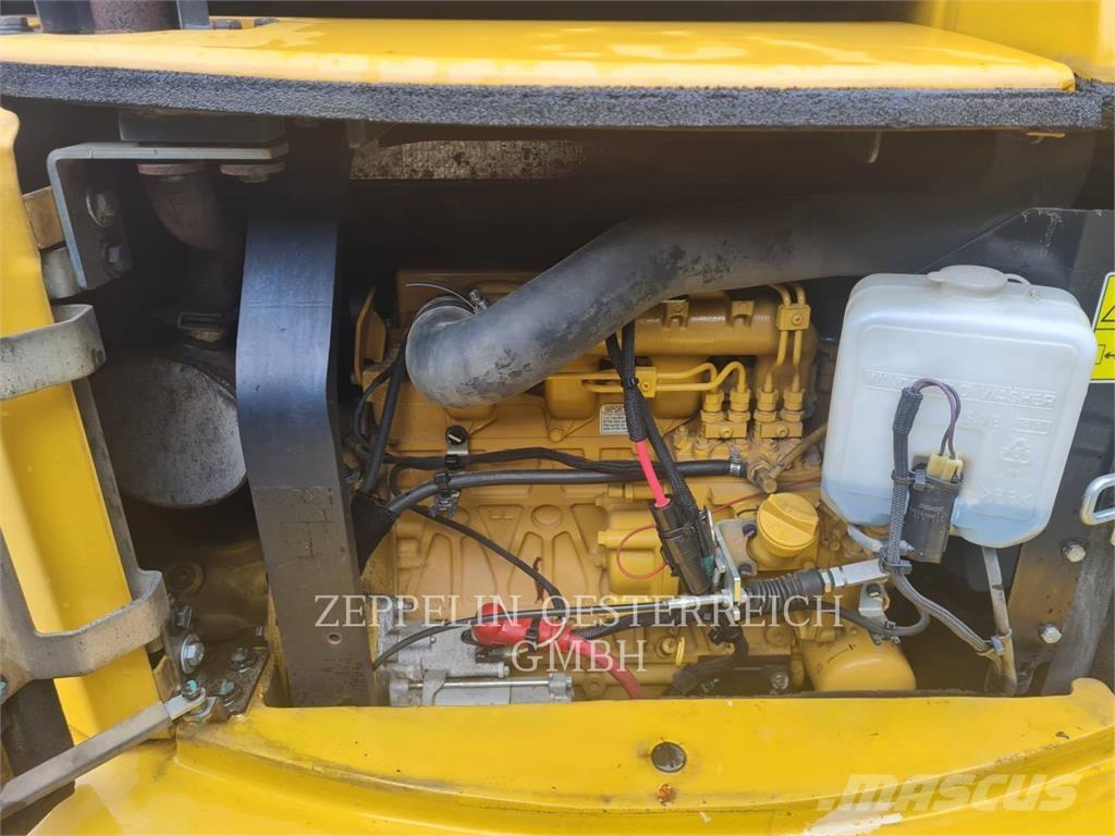 CAT 305.5E2CR Roomikekskavaatorid