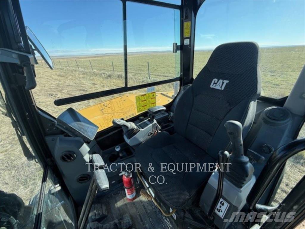 CAT 305 CRCB Roomikekskavaatorid