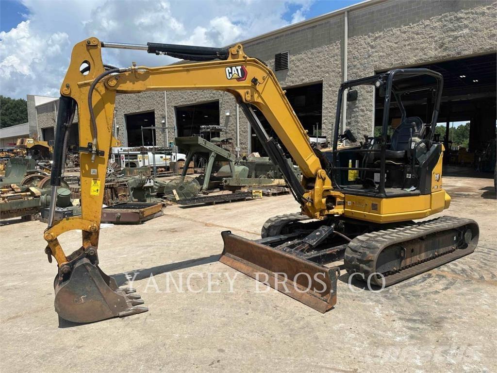 CAT 30507CR Roomikekskavaatorid