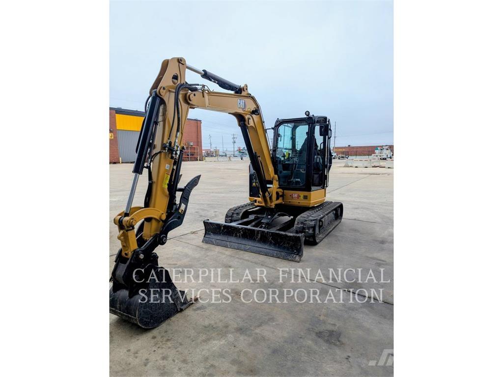 CAT 30507CR Roomikekskavaatorid
