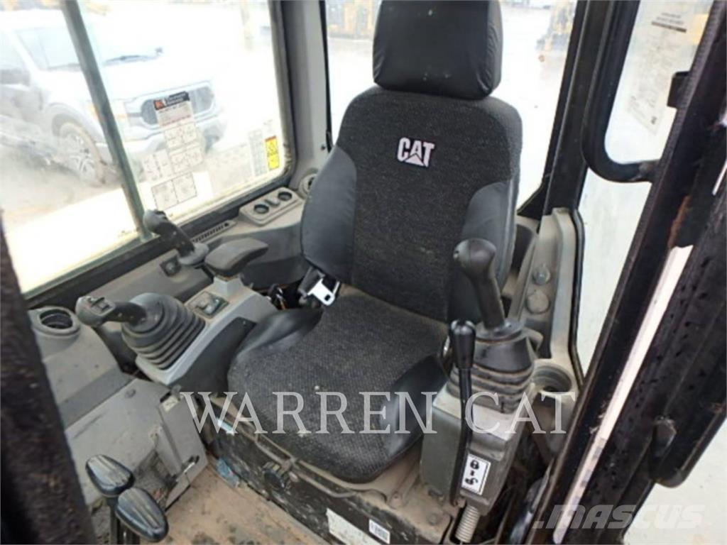 CAT 305E CR Roomikekskavaatorid