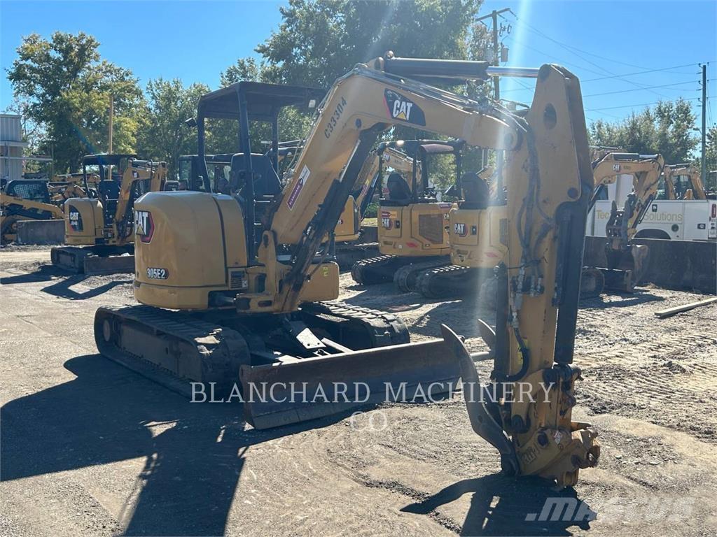 CAT 305E2 Roomikekskavaatorid