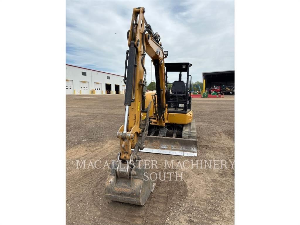 CAT 305E2CR Roomikekskavaatorid