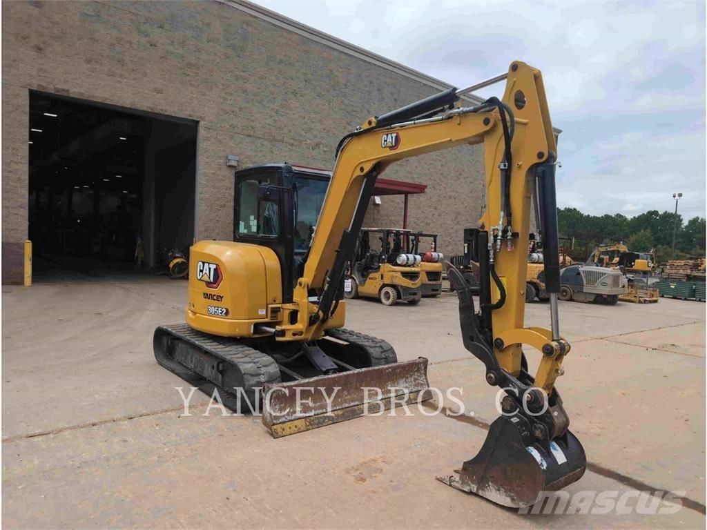 CAT 305E2CR Roomikekskavaatorid