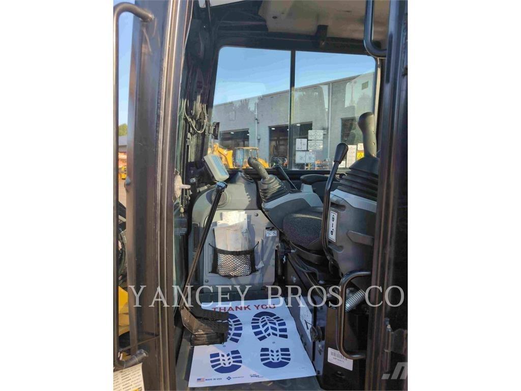 CAT 305E2CR Roomikekskavaatorid