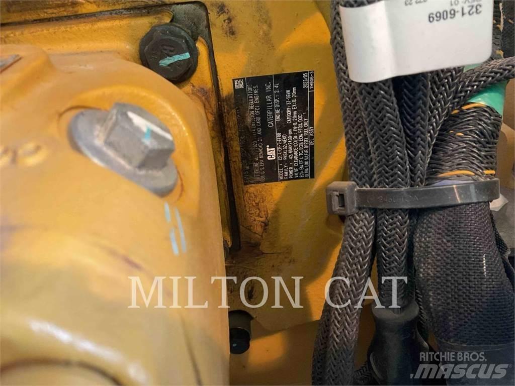CAT 306 Roomikekskavaatorid