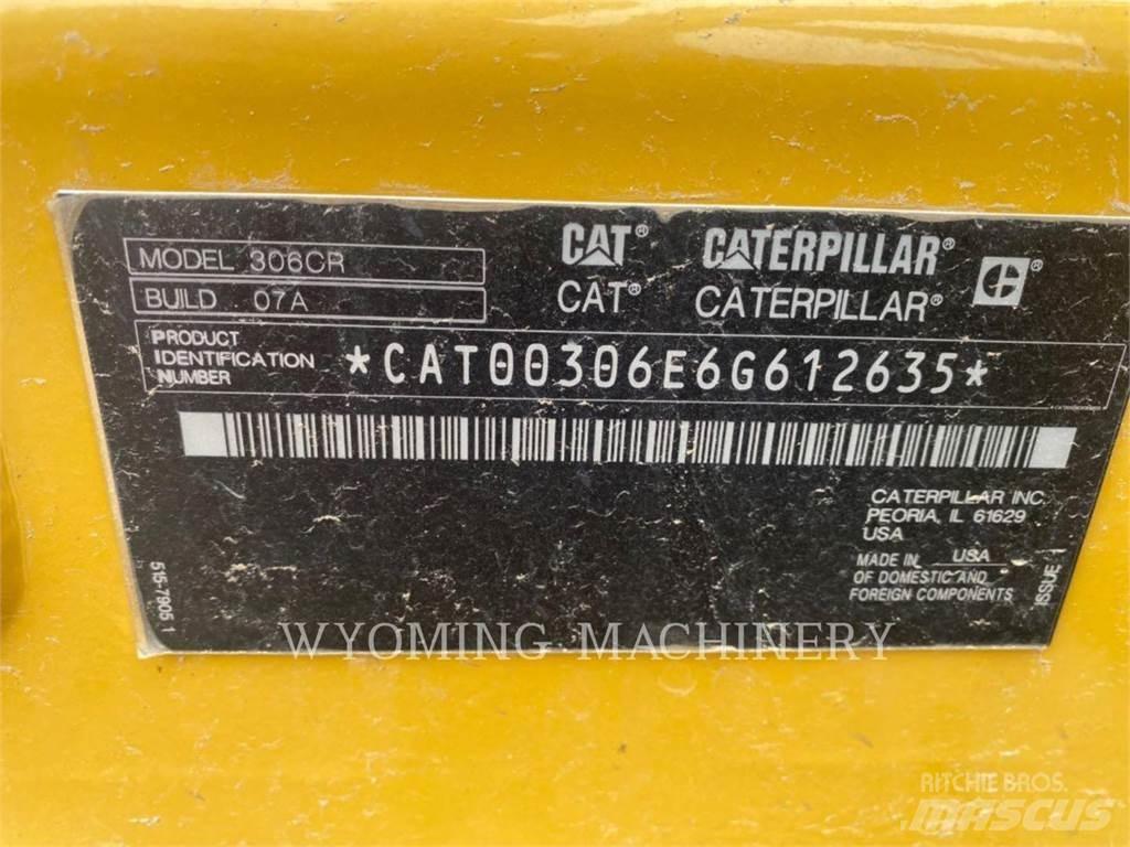 CAT 306 Roomikekskavaatorid