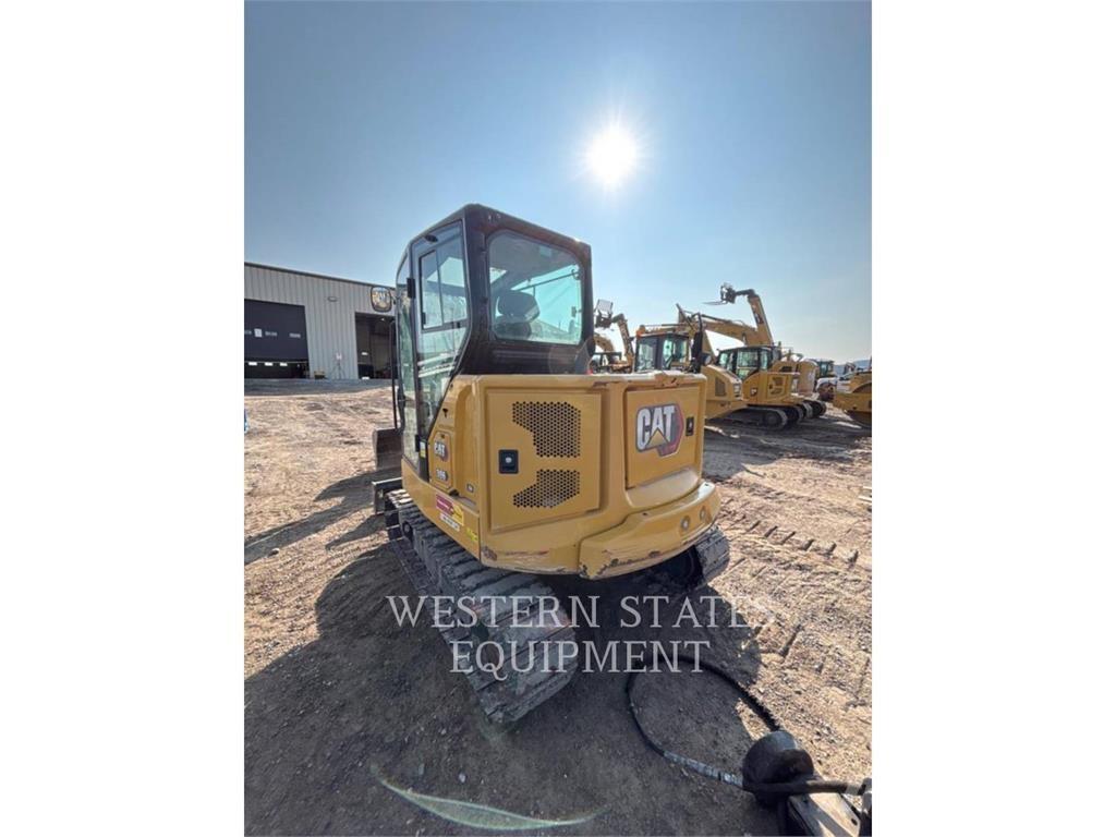 CAT 306 Roomikekskavaatorid