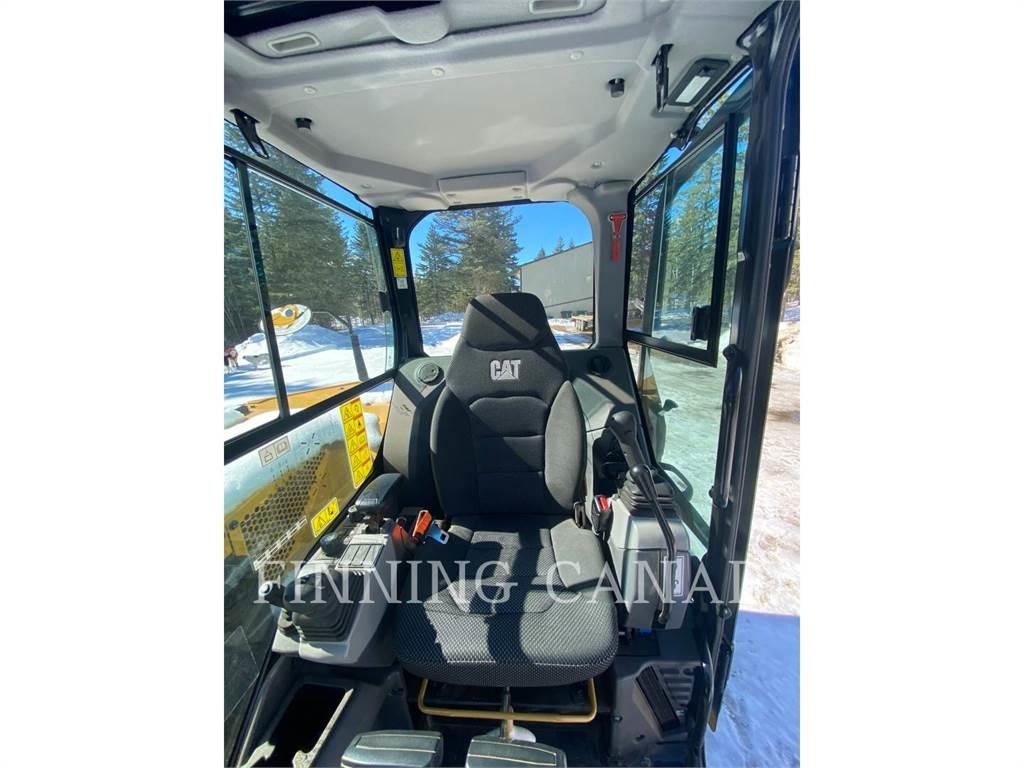 CAT 306-07 Roomikekskavaatorid