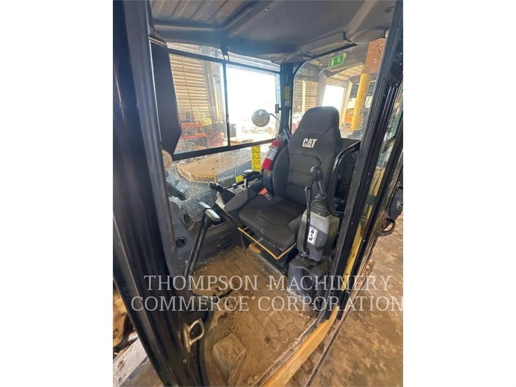 CAT 306-07CR Roomikekskavaatorid