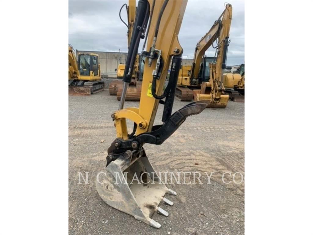 CAT 306 CRCB Roomikekskavaatorid