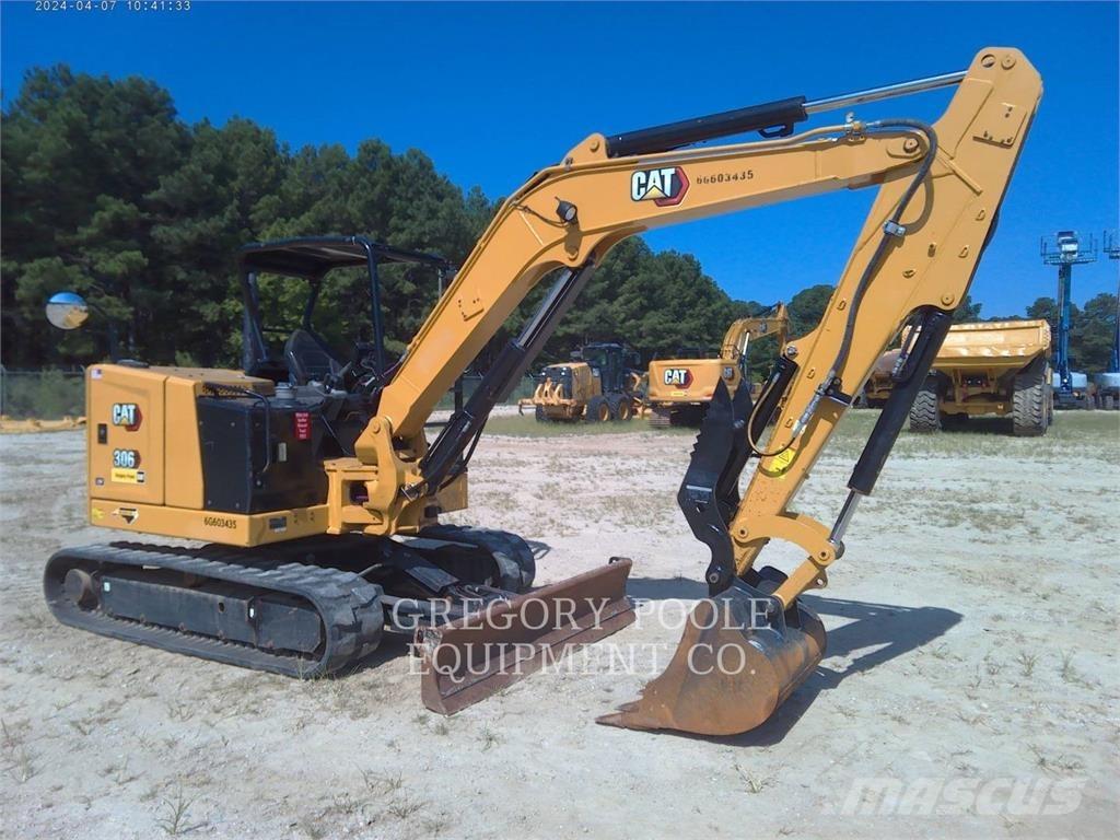CAT 30607CR Roomikekskavaatorid