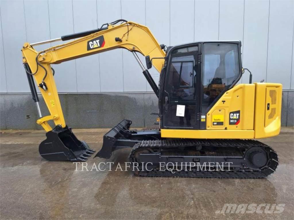 CAT 307.5-07 Roomikekskavaatorid