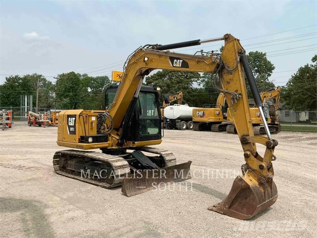 CAT 307E2 Roomikekskavaatorid