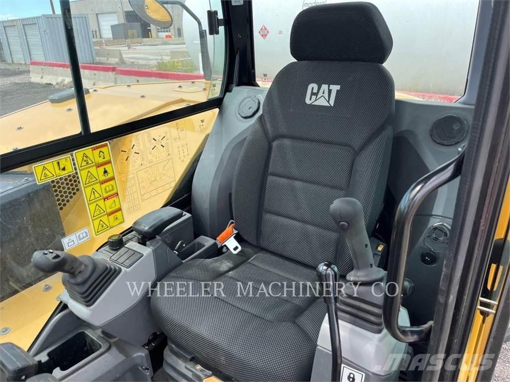 CAT 308 Roomikekskavaatorid