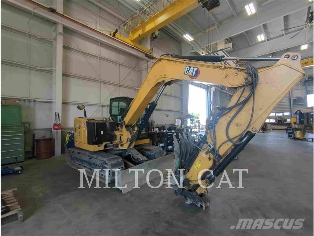 CAT 308 Roomikekskavaatorid