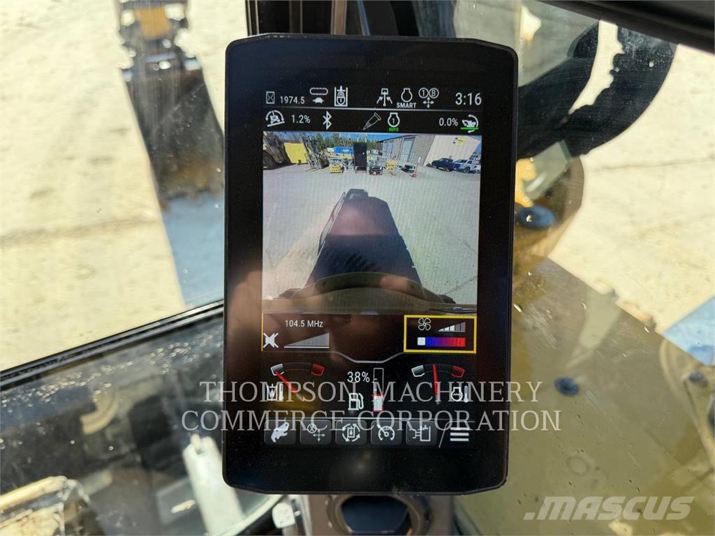 CAT 308 Roomikekskavaatorid