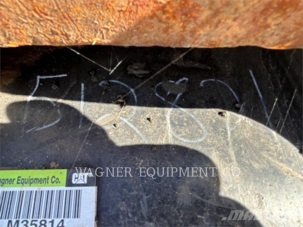 CAT 308 Roomikekskavaatorid