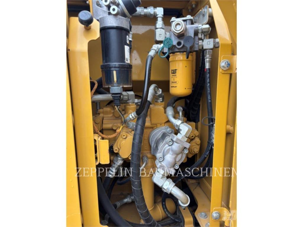 CAT 311FLRR Roomikekskavaatorid