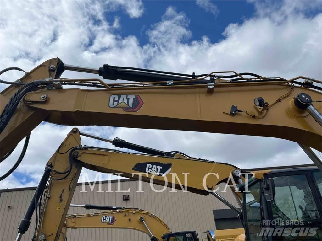 CAT 313 Roomikekskavaatorid