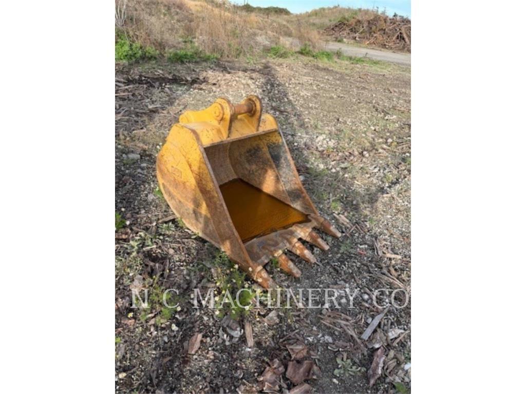 CAT 313 Roomikekskavaatorid