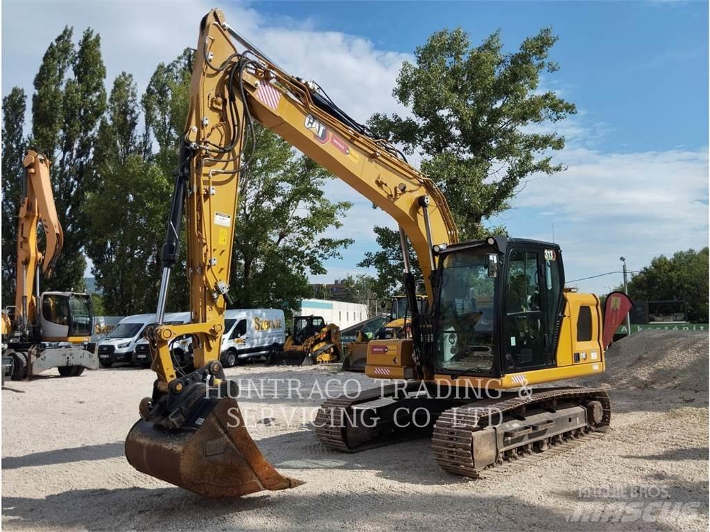 CAT 313-07 Roomikekskavaatorid