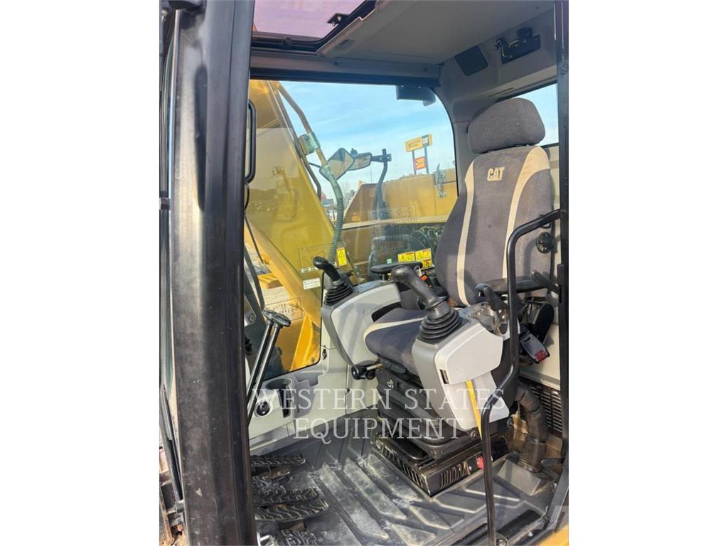 CAT 313F Roomikekskavaatorid