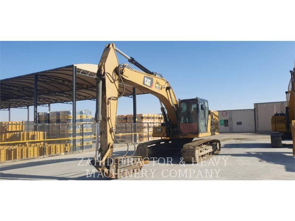 CAT 320 Roomikekskavaatorid