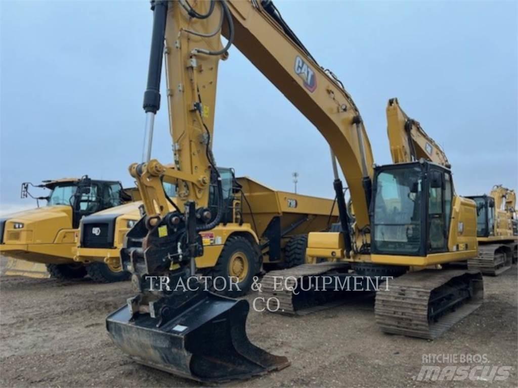 CAT 320 Roomikekskavaatorid